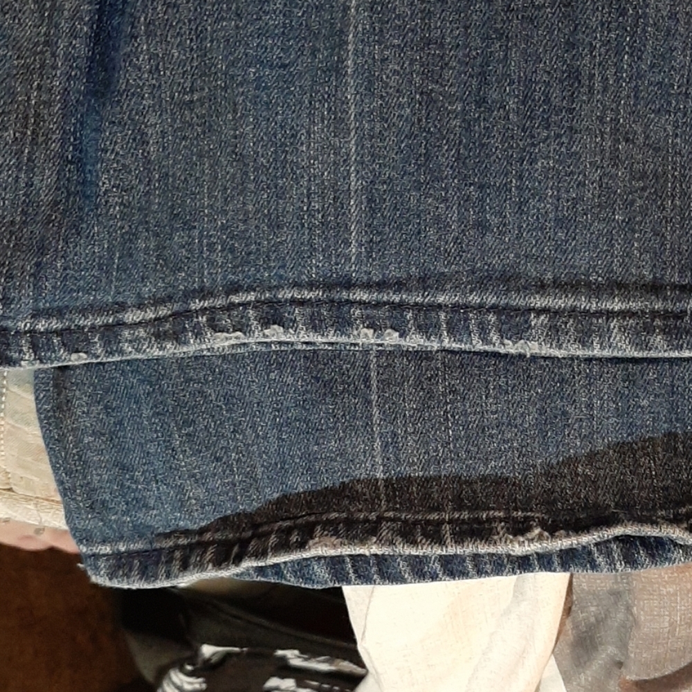 Jeans - Picture 3 of 4
